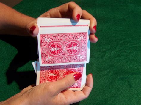 How To Shuffle Cards .
